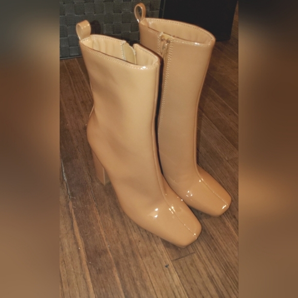 NEW! Lulu's Bekka Caramel Patent Leather Mid-Calf Boots SZ 6 - Picture 2 of 8